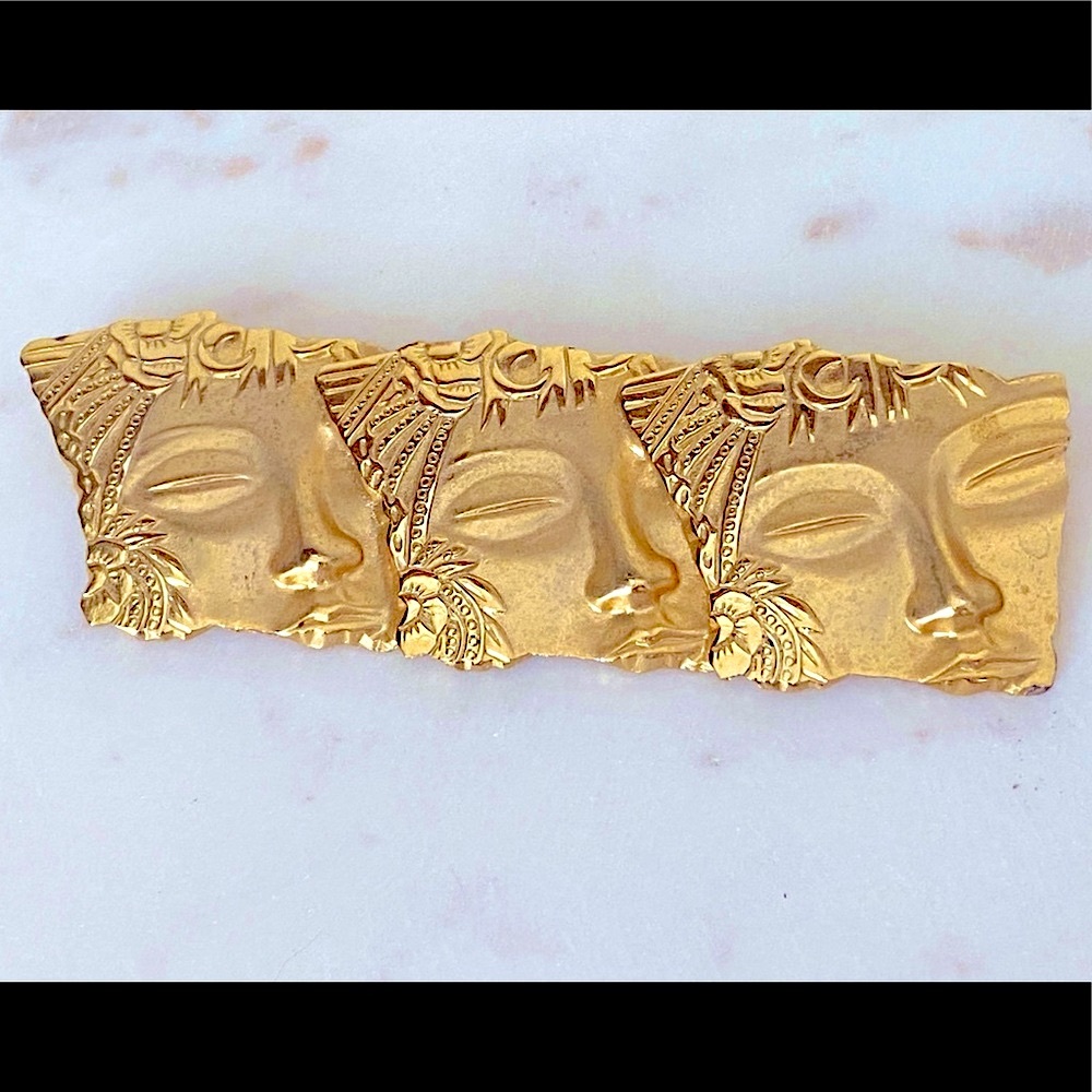 Vintage brooch pin
